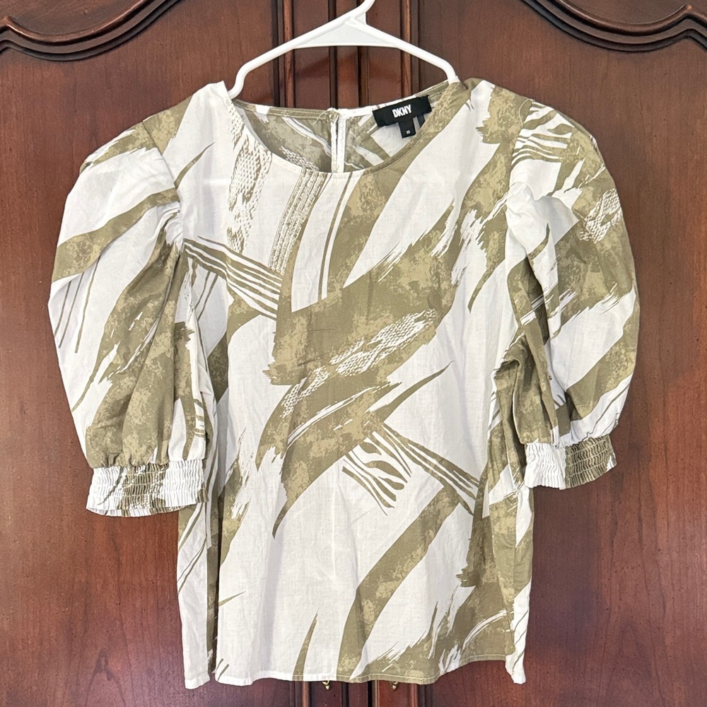 DKNY Olive Green White Puff Sleeve Blouse XS Lightweight Top